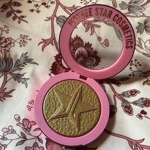 Jeffree Star Supreme Frost Highlighter